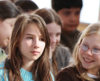 Die Handlung der Theatershow Der neue Schüler zum Thema Mobbing